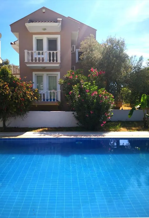 3 Bedrooms Apartment In Oeluedeniz, Ovacik